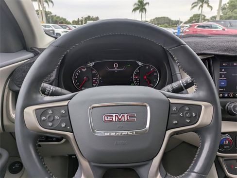 Used 2022 GMC Terrain Denali w/ Denali Premium Package image 33