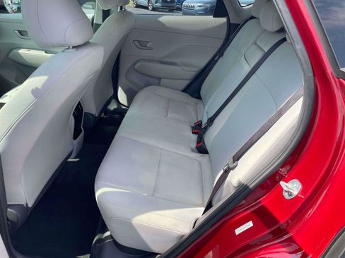 Used 2025 Hyundai Kona SEL FWD image 13