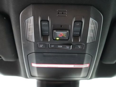 Used 2023 Toyota Highlander XSE image 56