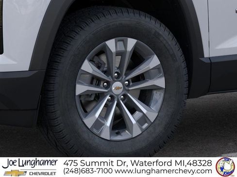 New 2026 Chevrolet Equinox LT w/ LPO, Floor Liner Package FWD image 9