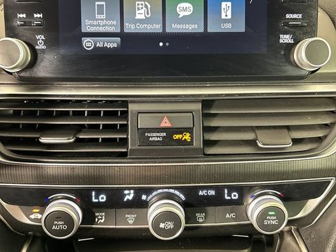 Used 2019 Honda Accord Sport image 13