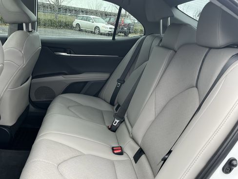 Used 2023 Toyota Camry XLE w/ Navigation Package image 15