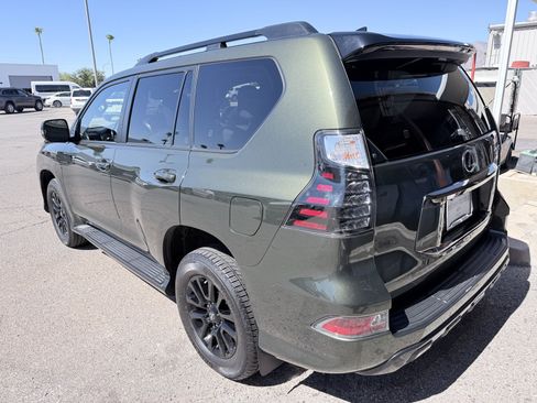 Used 2023 Lexus GX 460 w/ Black Line Special Edition AWD/4WD image 3