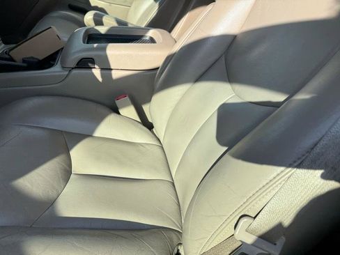 Used 2005 GMC Sierra 3500 SLT w/ Heavy-Duty Power Package AWD/4WD image 35