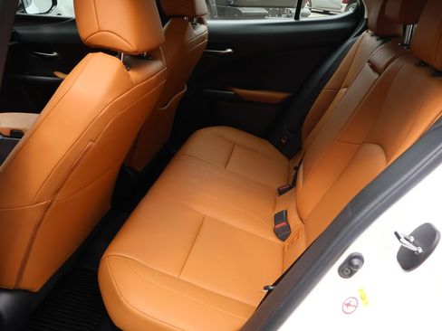 Used 2019 Lexus UX 250h w/ Premium Package AWD/4WD image 10