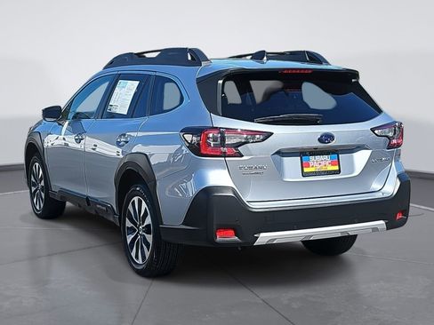 Used 2023 Subaru Outback Limited image 5