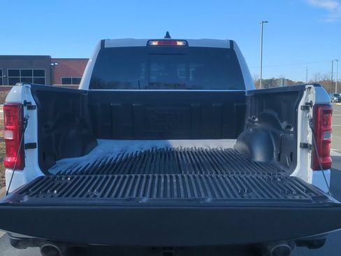 Used 2025 RAM 1500 Big Horn AWD/4WD image 23