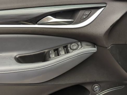 Used 2023 Buick Enclave Essence FWD image 26
