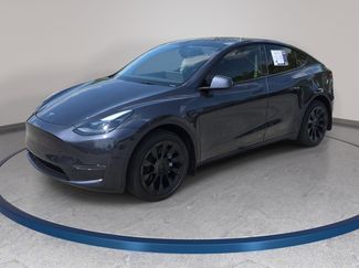 Used 2024 Tesla Model Y Long Range video 1