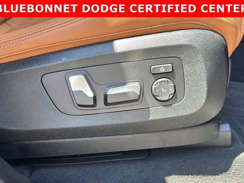 Used 2024 BMW X5 xDrive40i w/ Premium Package AWD/4WD image 34