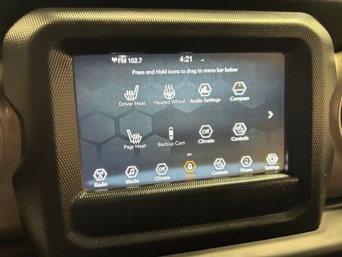 Used 2018 Jeep Wrangler Unlimited Sport S AWD/4WD image 17