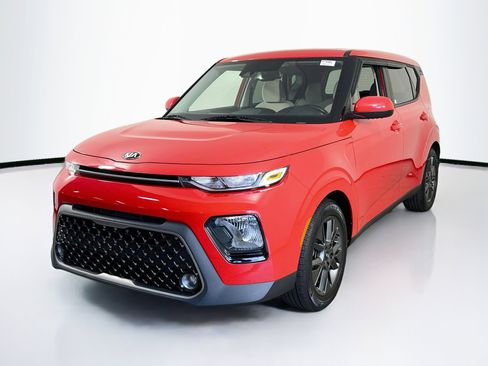 Used 2021 Kia Soul EX image 1