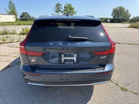 New 2026 Volvo V60 B5 Cross Country Ultra w/ Protection Package Premier image 4