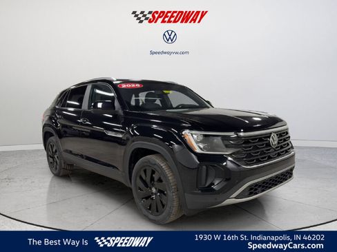 New 2026 Volkswagen Atlas Cross Sport SE AWD/4WD image 1