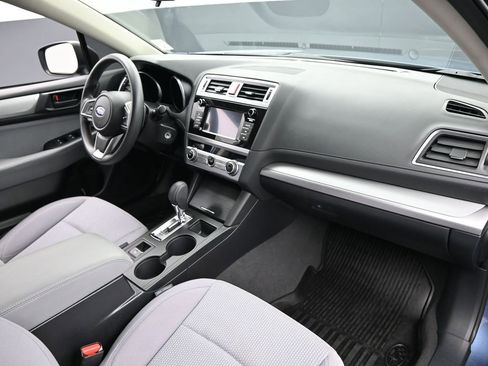 Used 2018 Subaru Outback 2.5i image 30