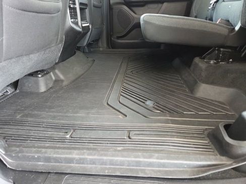 Used 2019 RAM 1500 Big Horn AWD/4WD image 15