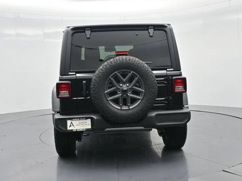 Used 2024 Jeep Wrangler Unlimited Sport AWD/4WD image 8