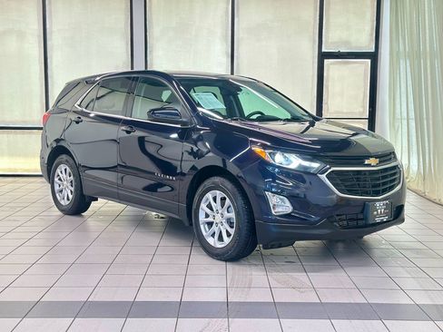 Used 2020 Chevrolet Equinox LT image 1