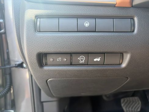 New 2026 Nissan Rogue Platinum AWD/4WD image 33