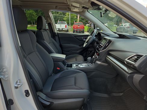 Used 2023 Subaru Forester Premium AWD/4WD image 15