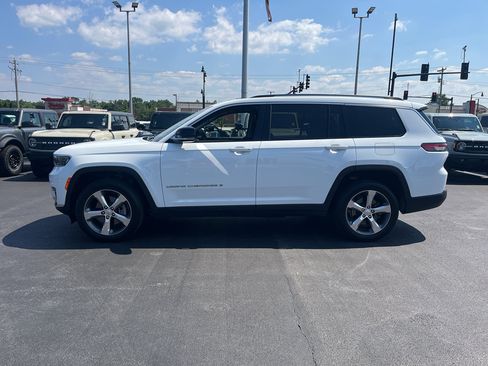 Used 2021 Jeep Grand Cherokee L Limited AWD/4WD image 4