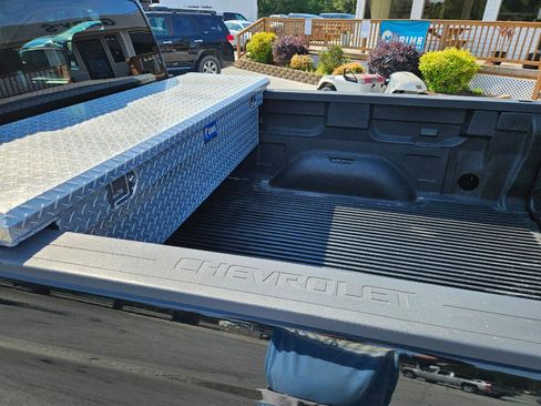 Used 2014 Chevrolet Silverado 1500 LT w/ LT Convenience Package AWD/4WD image 12