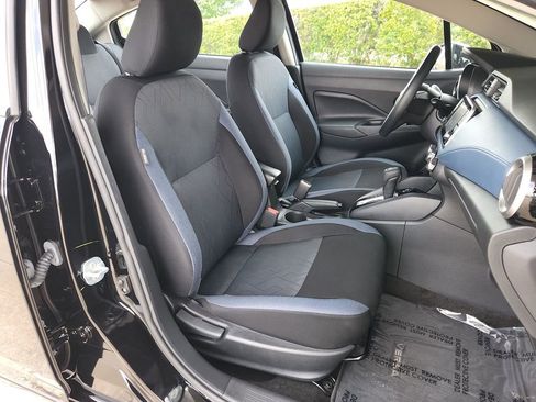 Used 2025 Nissan Versa SV FWD image 15