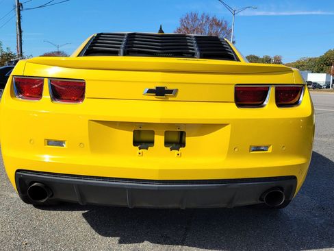 Used 2011 Chevrolet Camaro LT w/ RS Package image 4