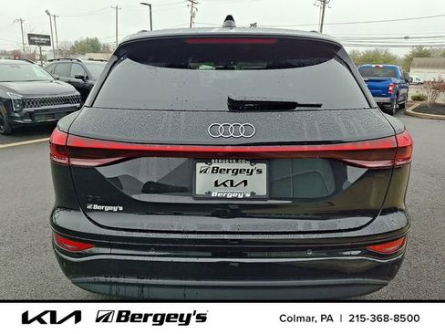 Used 2025 Audi Q6 e-tron Premium w/ Convenience Package image 6