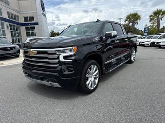 Used 2024 Chevrolet Silverado 1500 High Country w/ Technology Package AWD/4WD video 1
