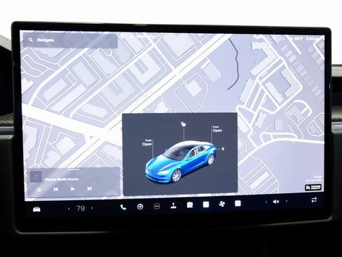 Used 2021 Tesla Model S Plaid image 19