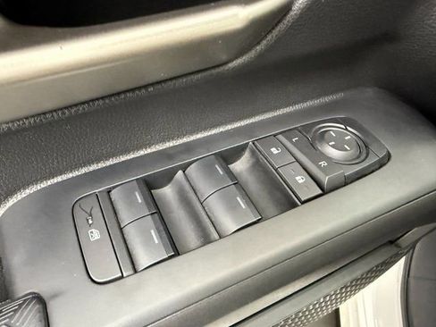 Used 2025 Toyota Tacoma TRD Sport w/ TRD Sport Premium Package image 26