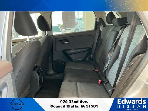 Used 2023 Nissan Rogue SV AWD/4WD image 11