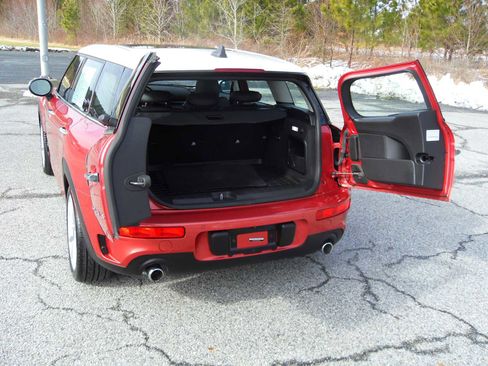 Used 2022 MINI Cooper Clubman S image 14