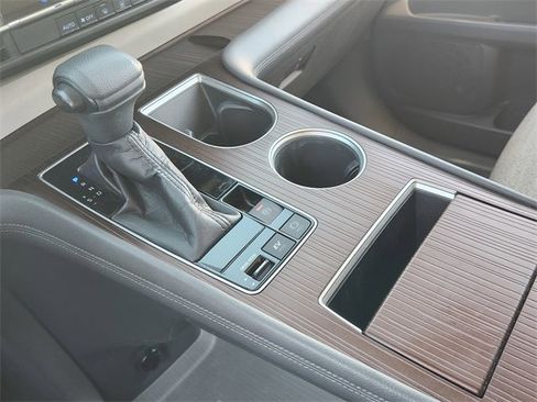 Used 2021 Toyota Sienna LE image 15