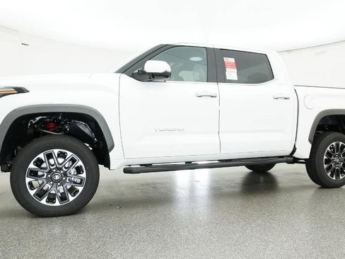 New 2026 Toyota Tundra Limited AWD/4WD image 18