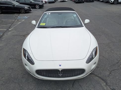 Used 2013 Maserati GranTurismo Convertible RWD image 3