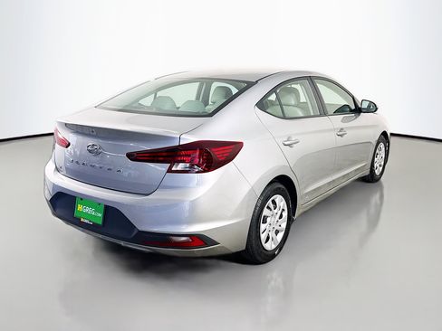 Used 2020 Hyundai Elantra SE w/ Cargo Package (C1) image 10
