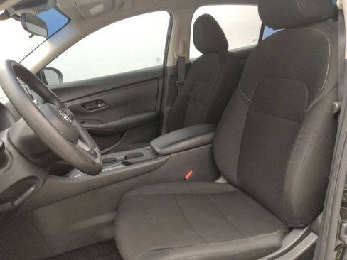 Used 2025 Nissan Sentra S image 17