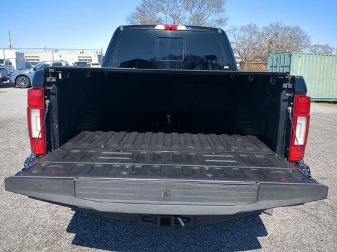 Used 2022 Ford F350 Platinum w/ FX4 Off-Road Package image 11