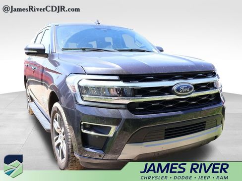Used 2024 Ford Expedition Limited RWD image 8