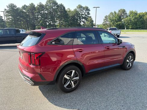 Used 2023 Kia Sorento S FWD image 10