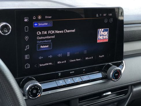 Used 2024 Chevrolet Colorado W/T image 19