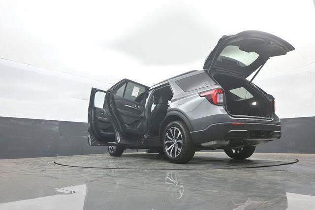 New 2026 Ford Explorer ST-Line RWD image 40