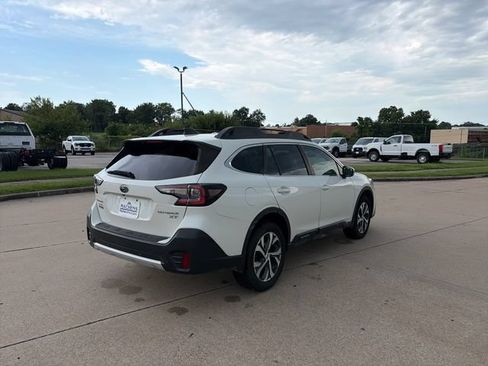 Used 2022 Subaru Outback Limited XT AWD/4WD image 5
