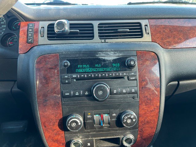 Used 2011 Chevrolet Avalanche LS w/ Regional Value Package AWD/4WD image 14