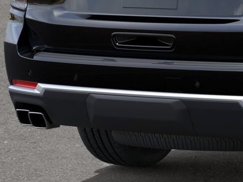 New 2026 Chevrolet Suburban High Country AWD/4WD image 14