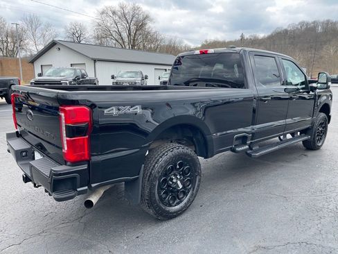 Used 2024 Ford F250 XLT w/ Black Appearance Package image 3