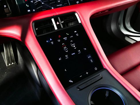 Certified 2021 Porsche Taycan Turbo w/ Premium Package AWD/4WD image 17