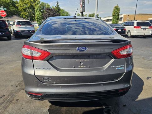 Used 2014 Ford Fusion Titanium FWD image 10